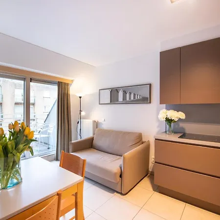 מלון Belcasa Suitehotel