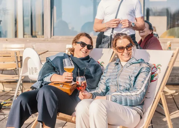 Отель Belcasa Suitehotel 3*