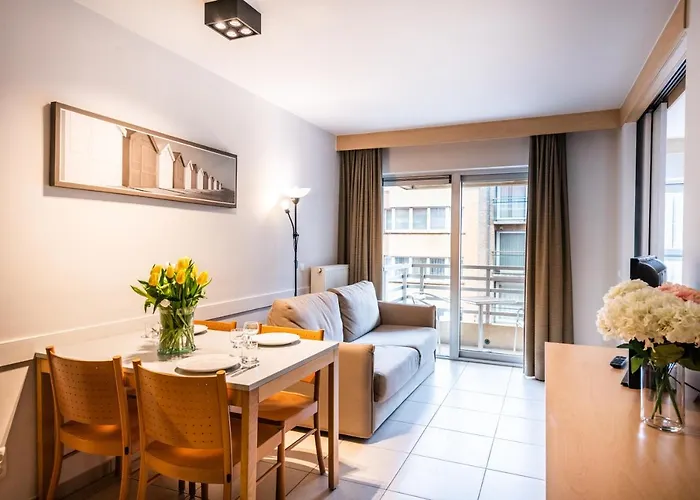 Belcasa Suitehotel Отель Миделкерк