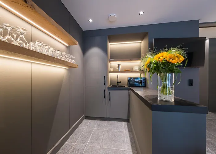 Belcasa Suitehotel فندق