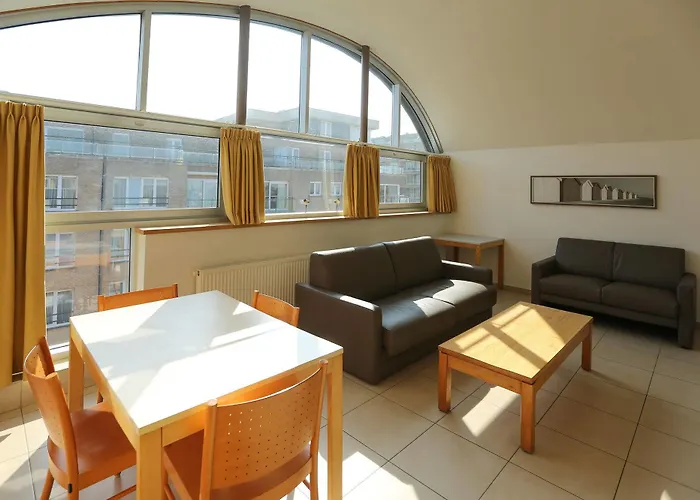 Отель Belcasa Suitehotel